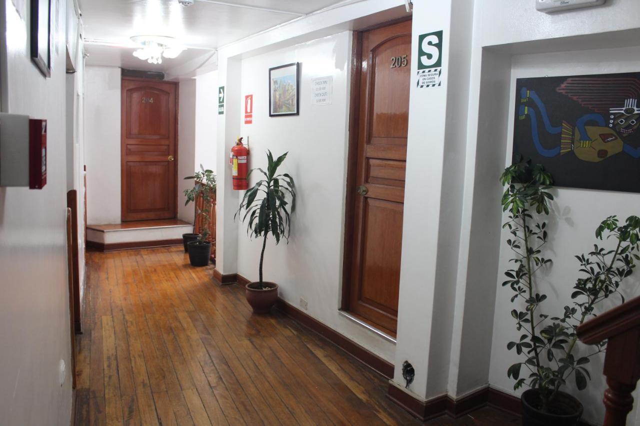 Hostal Turistico Illapa Cusco 119 Exterior photo
